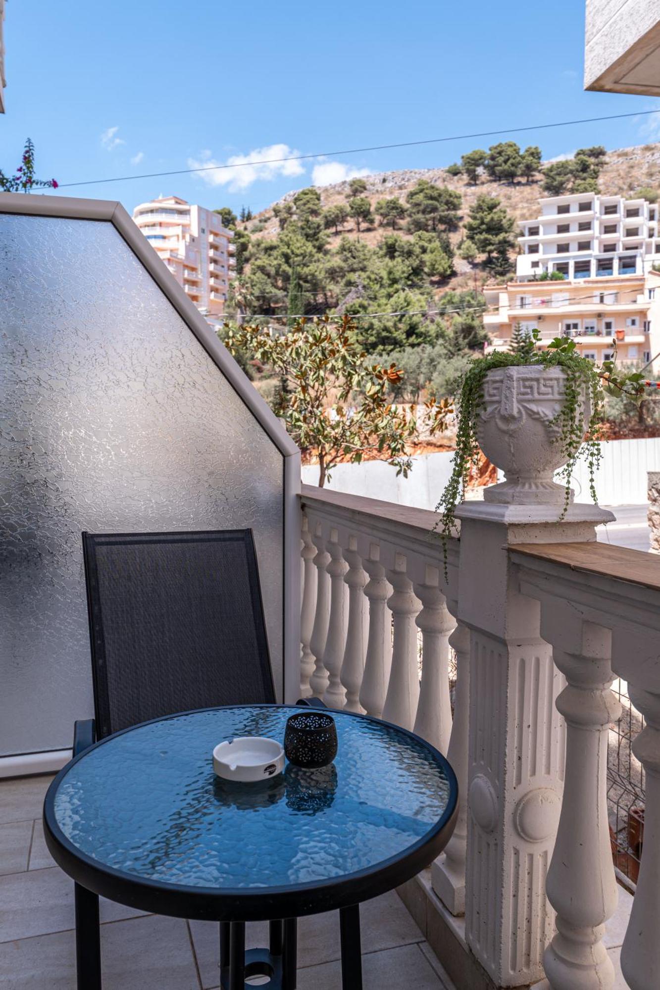 Hotel Elite Sarandë Buitenkant foto