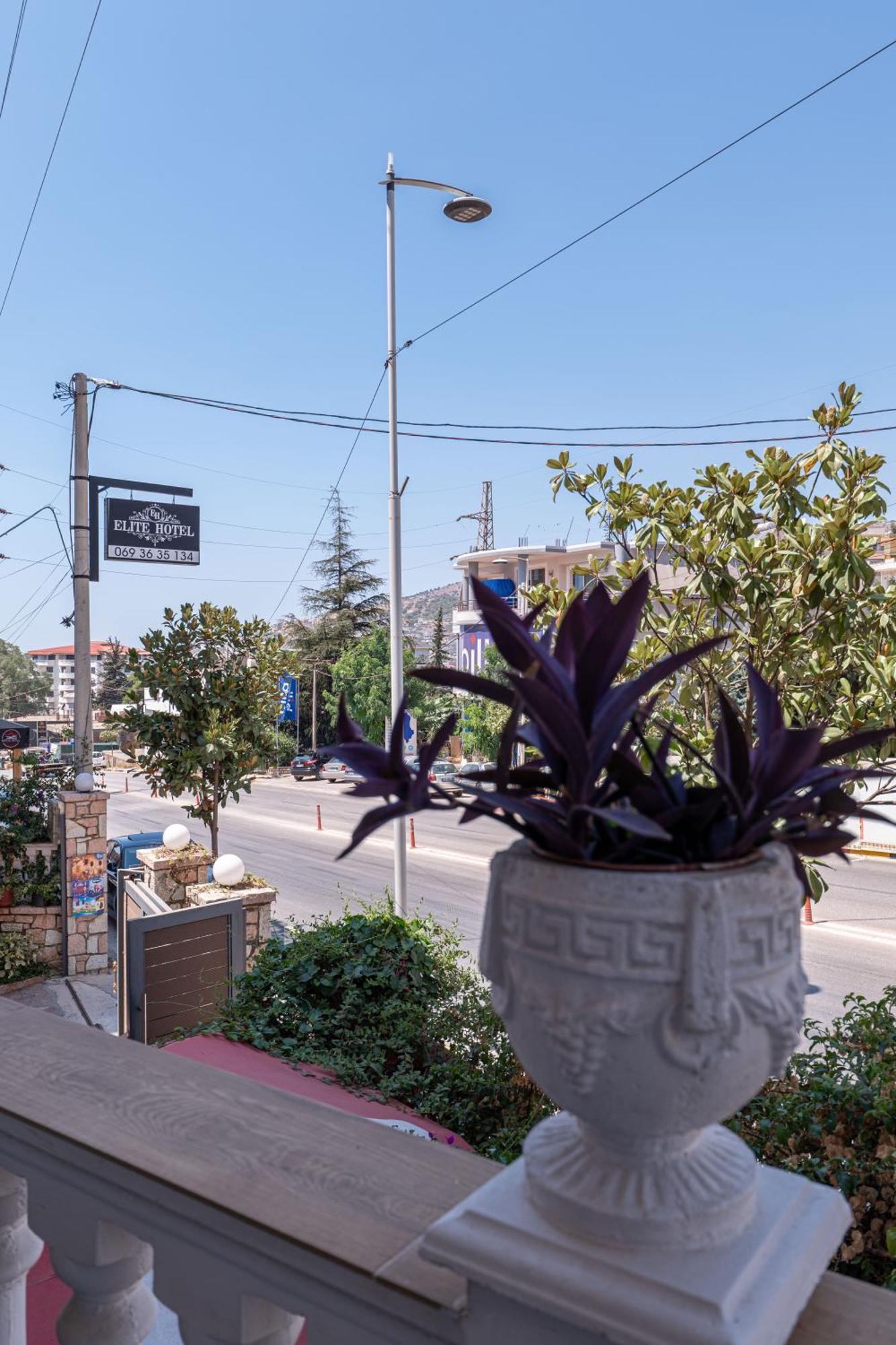 Hotel Elite Sarandë Buitenkant foto