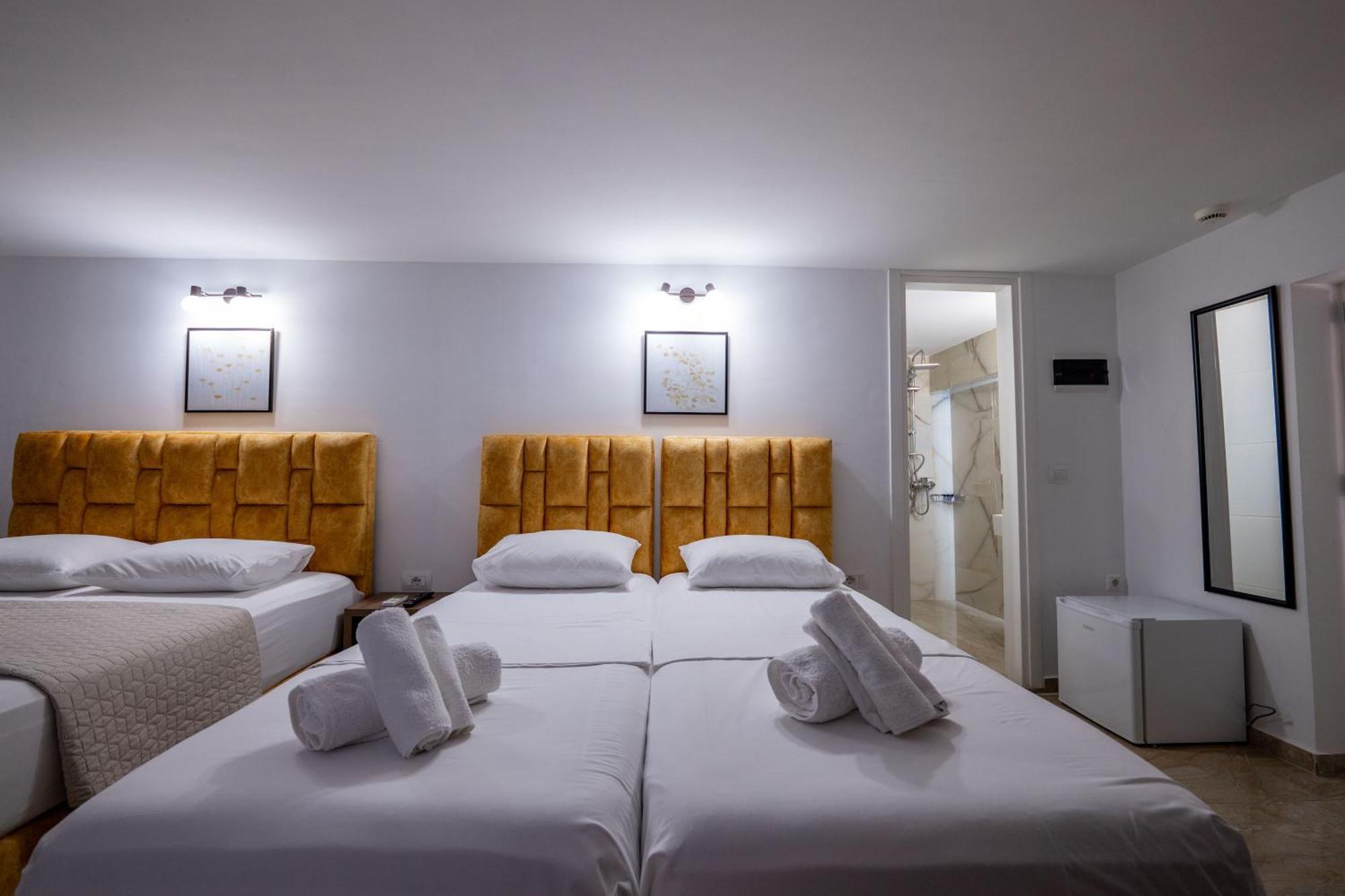 Hotel Elite Sarandë Buitenkant foto