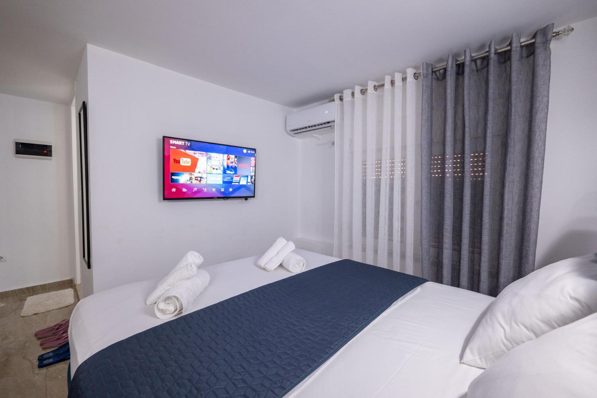 Hotel Elite Sarandë Buitenkant foto